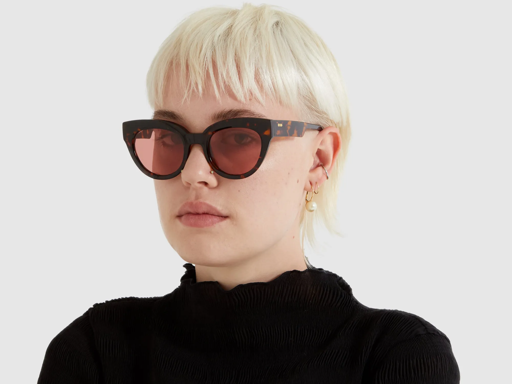 lucile_tortoise_2.webp Store Lucile Tortoise Cat-Eye | Round